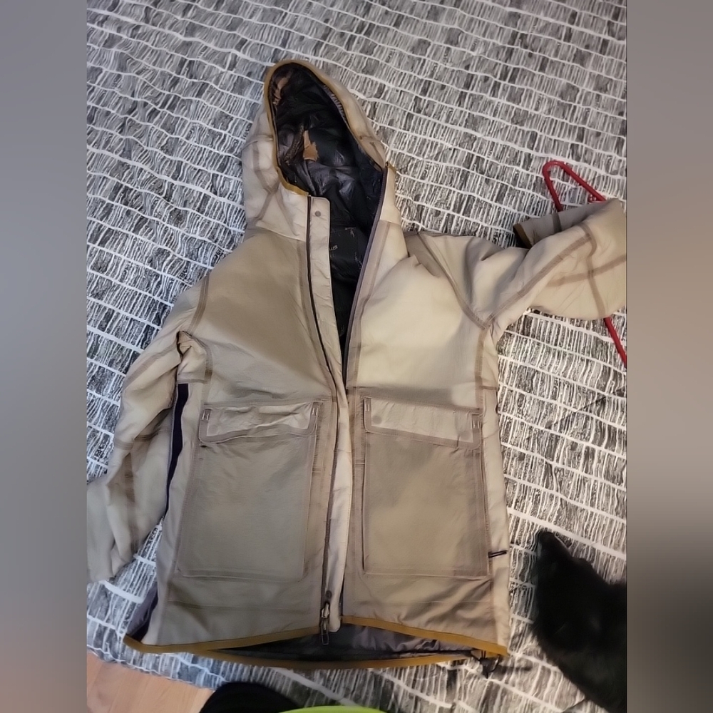 Lululemon jacket.